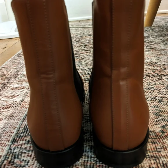Everlane Square Toe Chelsea Boot - Picture 6 of 8